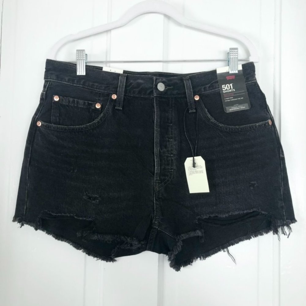 NWT Levi’s 501 Shorts Size 31
